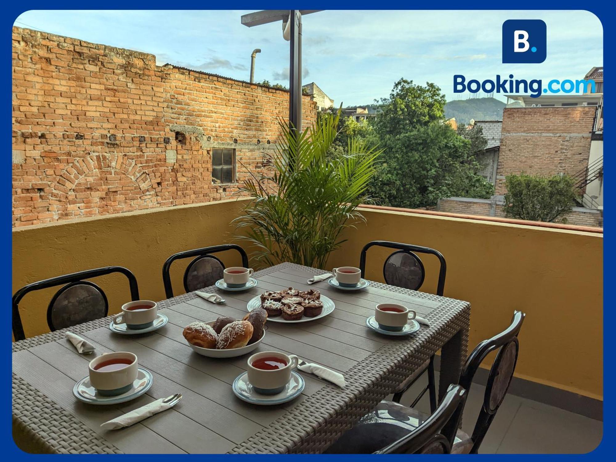 Departamento En Centro Historico Apartment Cuenca Ngoại thất bức ảnh
